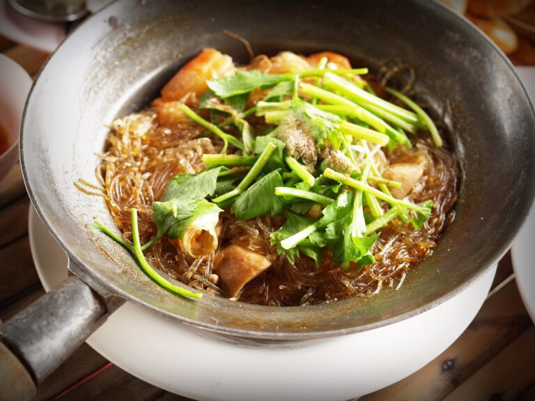 food, thai, chicken-1549260.jpg